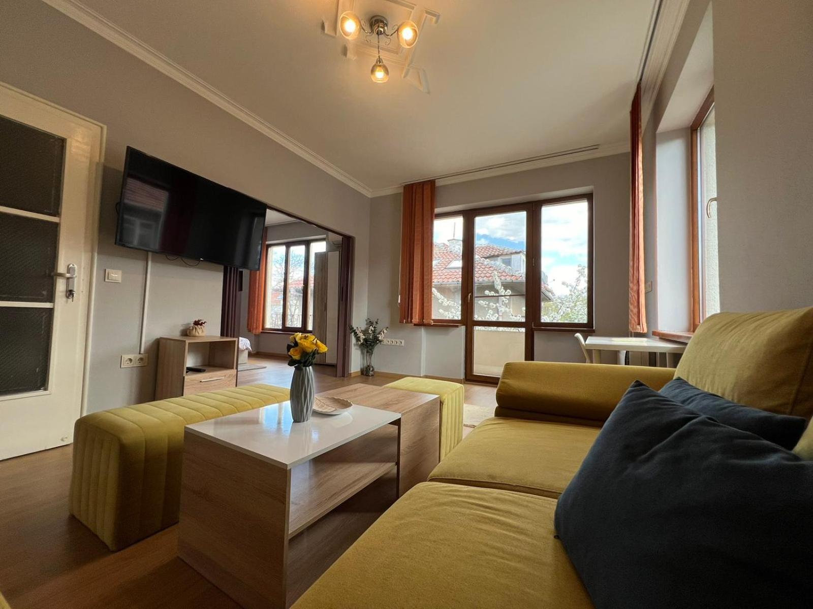 Rio Sunny 2Bdr Apt Near Ndk - Metro - Non-Stop Paid Public Parking Sofia Zewnętrze zdjęcie