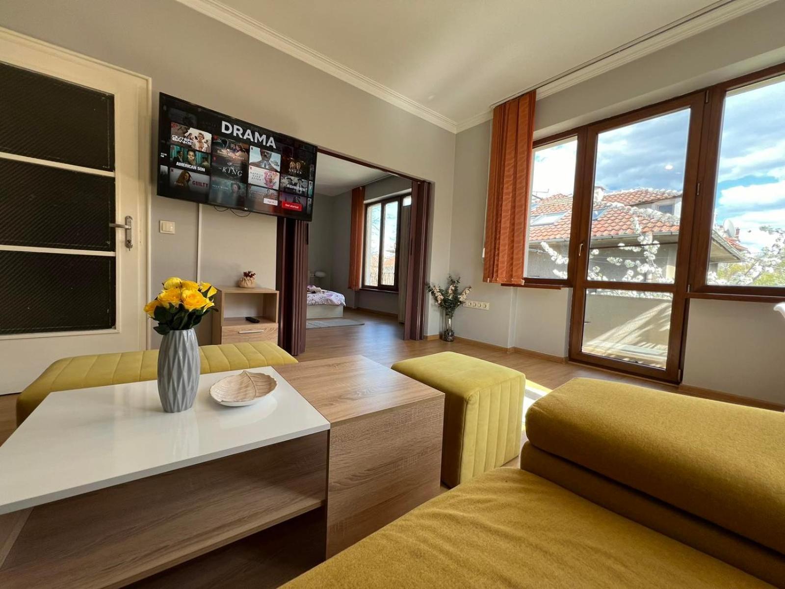 Rio Sunny 2Bdr Apt Near Ndk - Metro - Non-Stop Paid Public Parking Sofia Zewnętrze zdjęcie